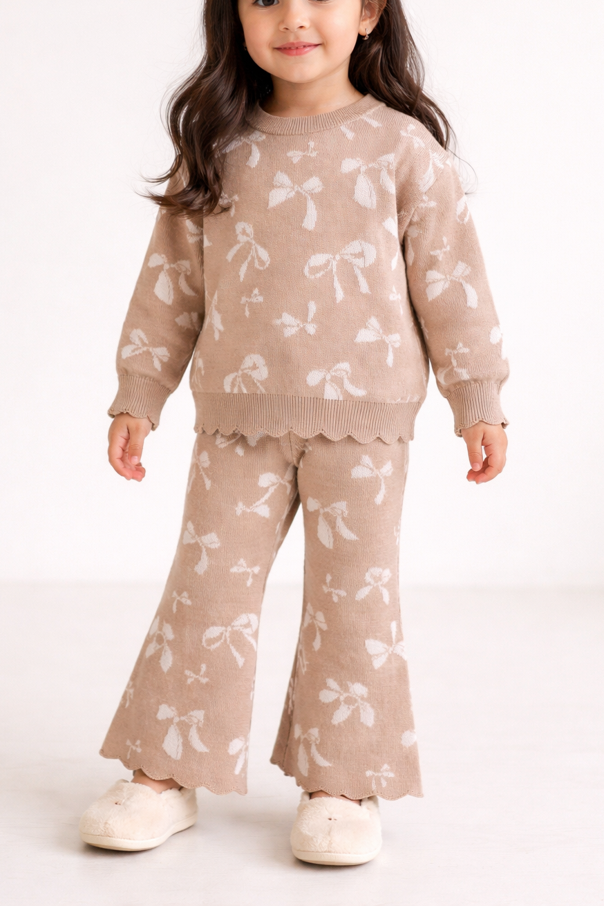 Gebreide meisjes set met strikjes – Beige